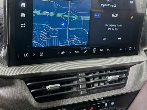 Used 2025 Ford Explorer Platinum w/ LUX Leather Package image 24