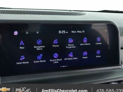 Used 2025 Kia Seltos EX FWD image 13