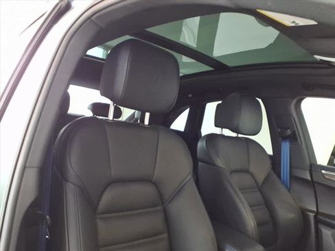 Used 2025 Porsche Macan GTS image 21