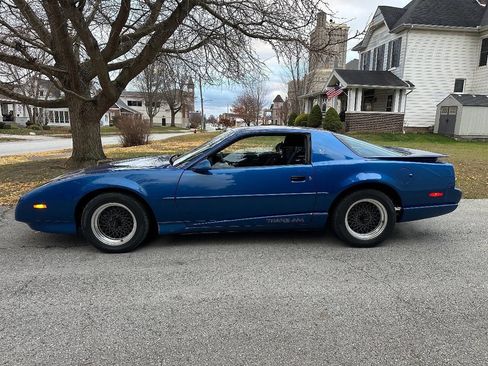 Used 1991 Pontiac Firebird Trans Am image 4