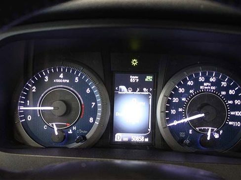 Used 2020 Toyota Sienna XLE w/ XLE Navigation Package AWD/4WD image 10