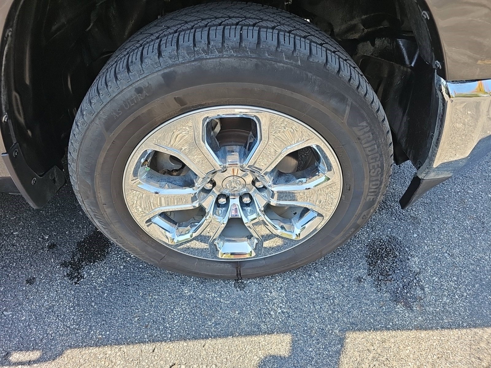 Used 2023 RAM 1500 Big Horn AWD/4WD image 9