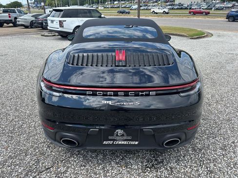 Used 2020 Porsche 911 Carrera S w/ Sport Package RWD image 15
