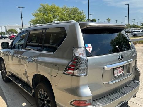 Used 2023 Lexus GX 460 Premium w/ Premium Plus Package AWD/4WD image 7
