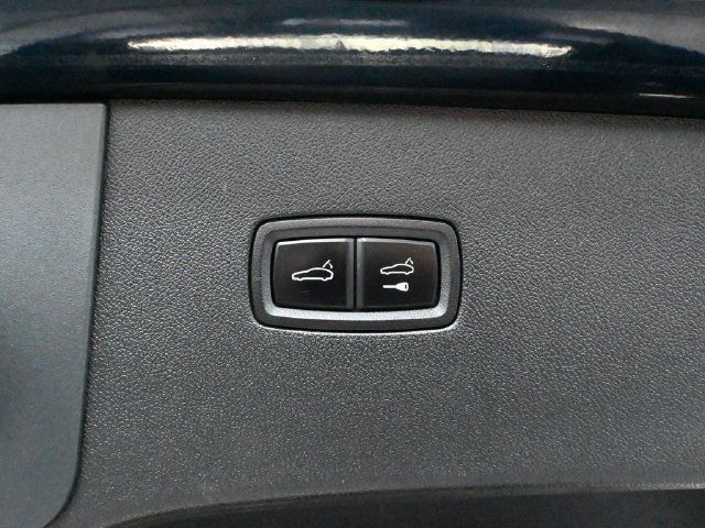 Used 2022 Porsche Cayenne E-Hybrid Coupe AWD/4WD image 37