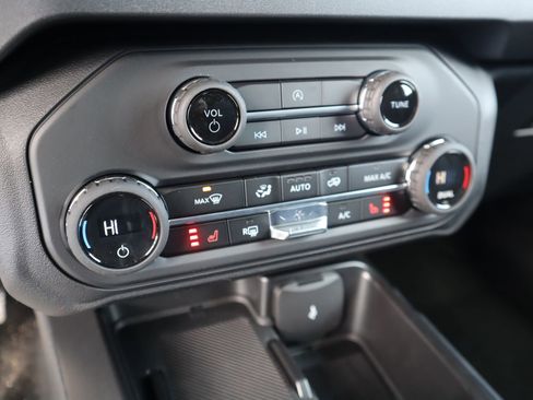 New 2026 Ford Bronco Big Bend image 9