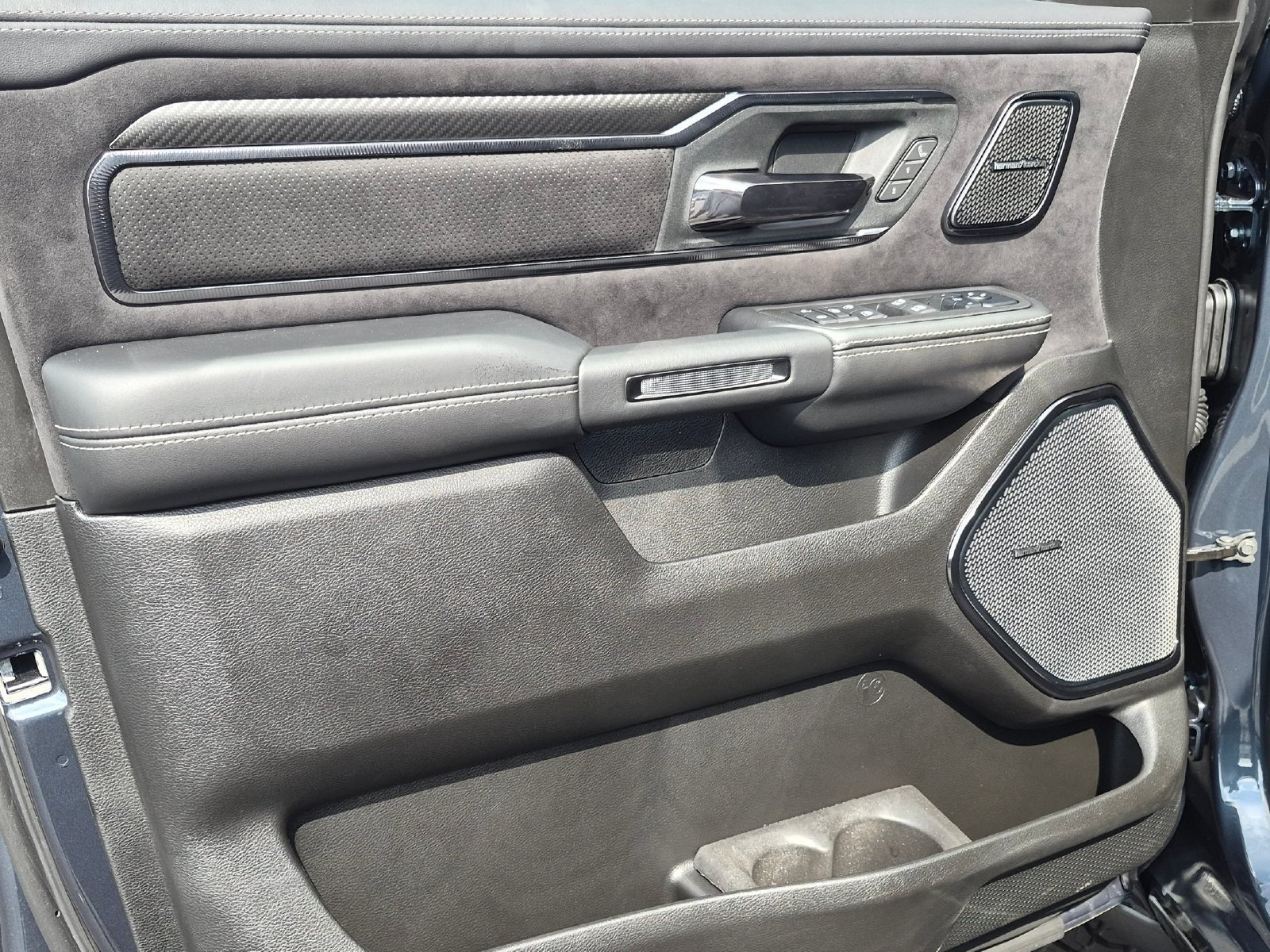 New 2027 RAM 1500 RHO w/ RHO Level 1 Equipment Group AWD/4WD image 10