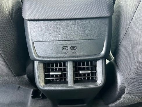 New 2026 Chevrolet Equinox LT image 12