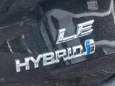 Certified 2022 Toyota Sienna LE image 31