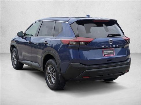 Used 2021 Nissan Rogue S FWD image 8