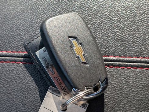 Used 2024 Chevrolet Equinox RS w/ RS Leather Package image 33