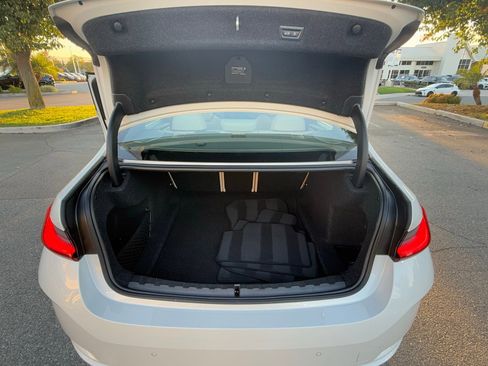 Used 2025 BMW 330i 330i w/ Premium Package image 11