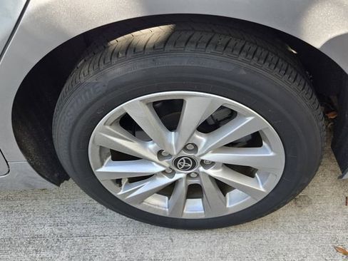 Used 2023 Toyota Camry LE image 11