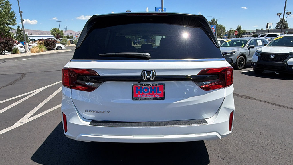 New 2026 Honda Odyssey Sport-L image 4
