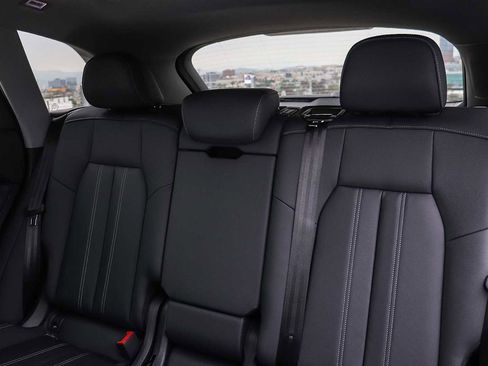 New 2026 Audi Q5 Premium AWD/4WD image 23