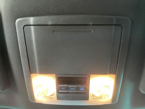 Used 2015 Ford Explorer Sport w/ Equipment Group 401A AWD/4WD image 18