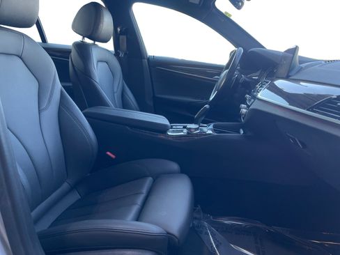 Used 2019 BMW 530i w/ Convenience Package image 15