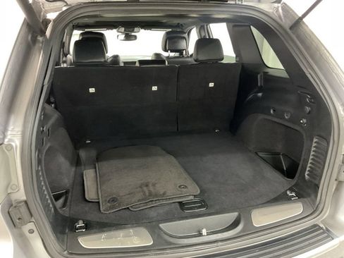 Used 2018 Jeep Grand Cherokee Limited AWD/4WD image 25