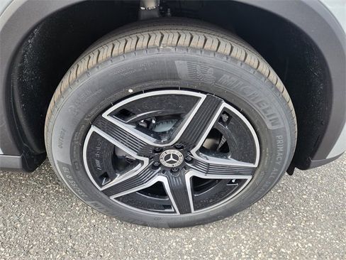 New 2026 Mercedes-Benz GLC 300 4MATIC image 17