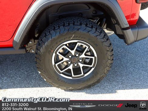 New 2026 Jeep Wrangler Unlimited Rubicon w/ Technology Group image 4