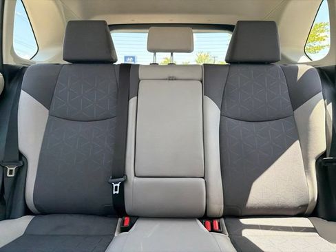 Used 2025 Toyota RAV4 XLE w/ Convenience Package AWD/4WD image 32
