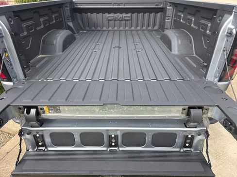 New 2026 GMC Sierra 3500 AT4 AWD/4WD image 20