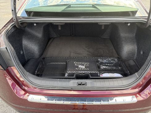 Used 2023 Nissan Altima 2.5 SV AWD/4WD image 5