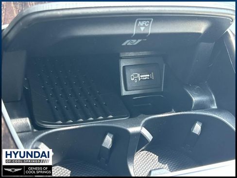 Used 2019 Mercedes-Benz E 300 image 31