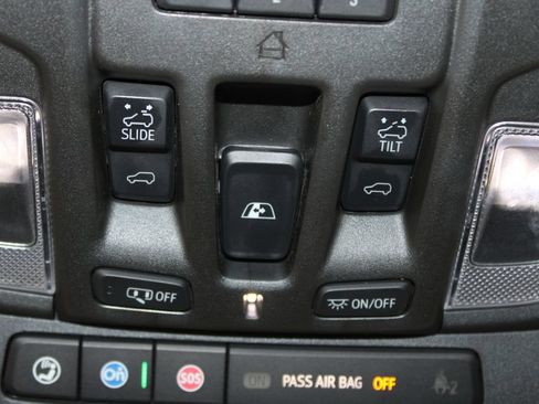 Used 2021 Chevrolet Silverado 2500 High Country w/ Z71 Off-Road Package AWD/4WD image 57