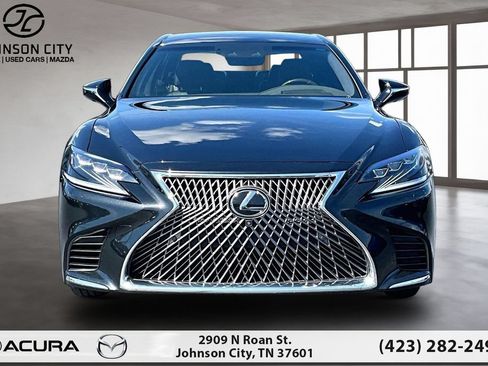 Used 2018 Lexus LS 500 w/ Luxury Package RWD image 3