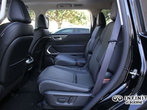 Certified 2026 INFINITI QX80 Luxe w/ Cargo Package image 16