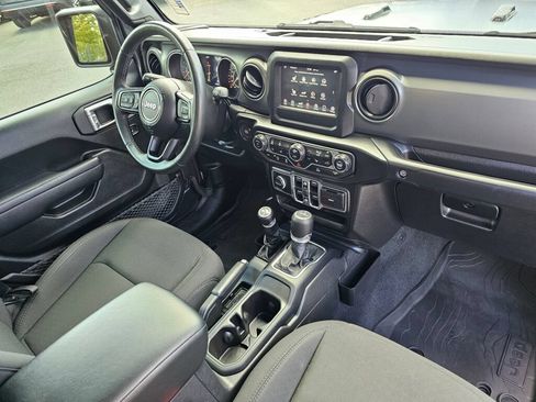 Used 2023 Jeep Gladiator Sport AWD/4WD image 28