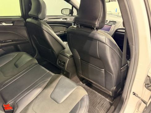 Used 2019 Ford Fusion Sport AWD/4WD image 33
