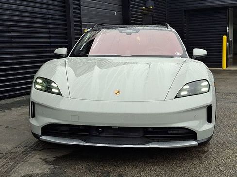 New 2026 Porsche Taycan 4S AWD/4WD image 10