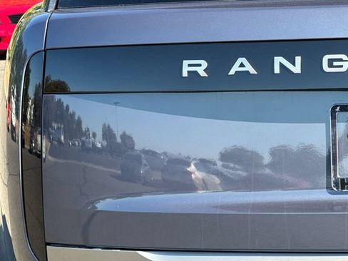 Used 2024 Land Rover Range Rover Long Wheelbase SE AWD/4WD image 49