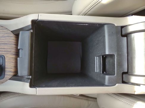 Used 2019 GMC Acadia Denali w/ Technology Package image 28