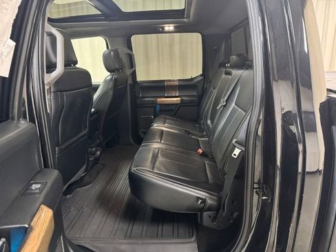 Used 2019 Ford F150 Lariat AWD/4WD image 34