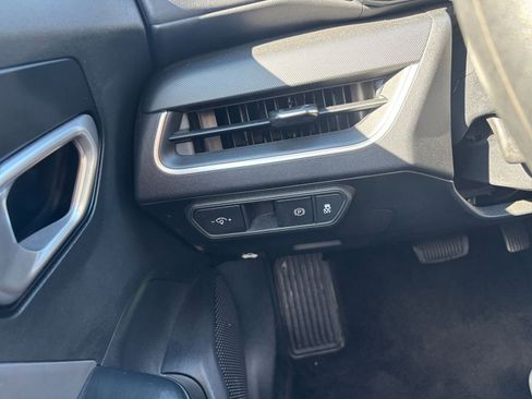 Used 2025 Kia K4 LXS image 33