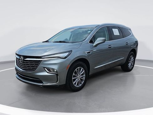 Certified 2024 Buick Enclave Essence w/ Trailering Package, 5000 lbs. AWD/4WD image 9
