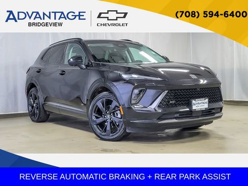 Used 2025 Buick Envision Sport Touring image 1