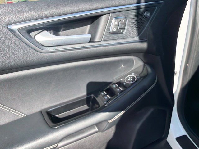 Used 2020 Ford Edge ST w/ Equipment Group 401A AWD/4WD image 18