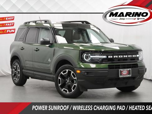 Used 2023 Ford Bronco Sport Outer Banks w/ Tech Package AWD/4WD image 1