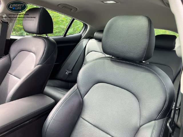 Used 2018 Kia Stinger Premium AWD/4WD image 9