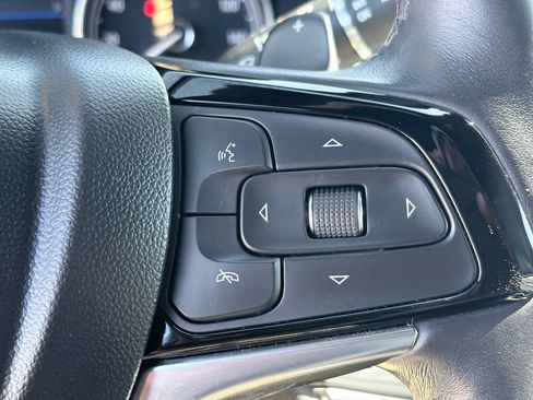 Used 2024 Buick Enclave Essence FWD image 15