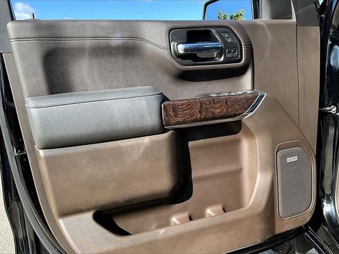 Used 2019 GMC Sierra 1500 Denali w/ Denali Ultimate Package image 16