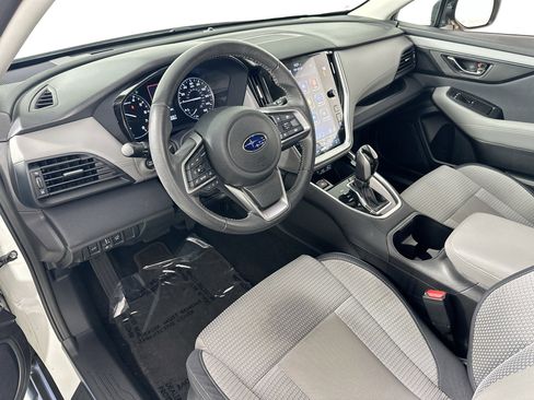 Used 2023 Subaru Outback Premium AWD/4WD image 9