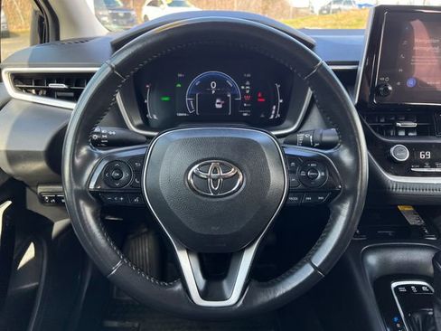 Used 2024 Toyota Corolla XLE FWD image 20