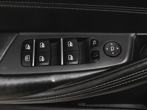 Used 2023 BMW M5 w/ Competition Package image 14