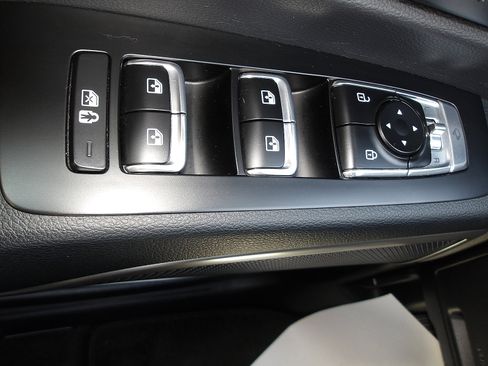 Used 2024 Kia Telluride EX X-Line AWD/4WD image 18