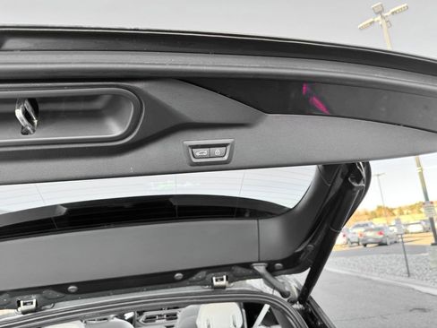 Used 2023 BMW X5 M50i image 12